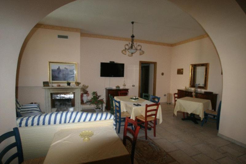 Tavernola - Locanda Di Campagna Battipaglia Bagian luar foto
