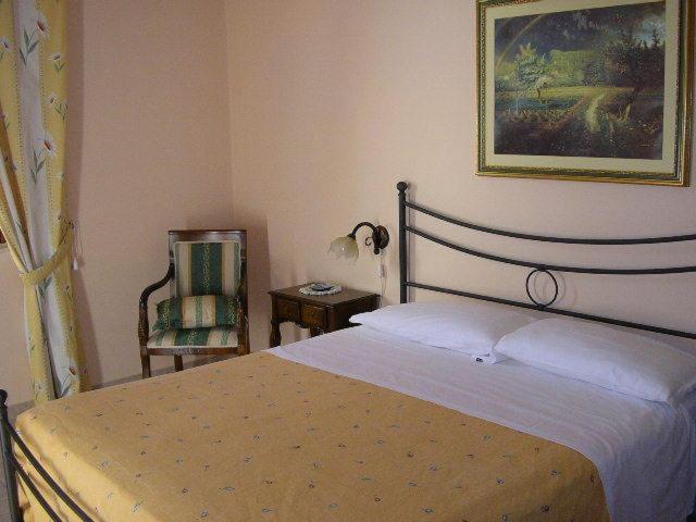 Tavernola - Locanda Di Campagna Battipaglia Ruang foto
