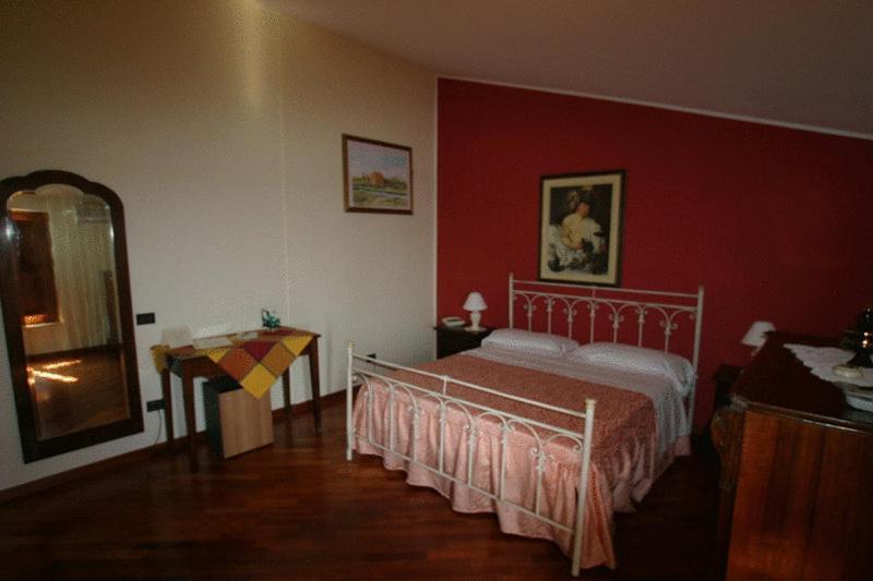 Tavernola - Locanda Di Campagna Battipaglia Bagian luar foto